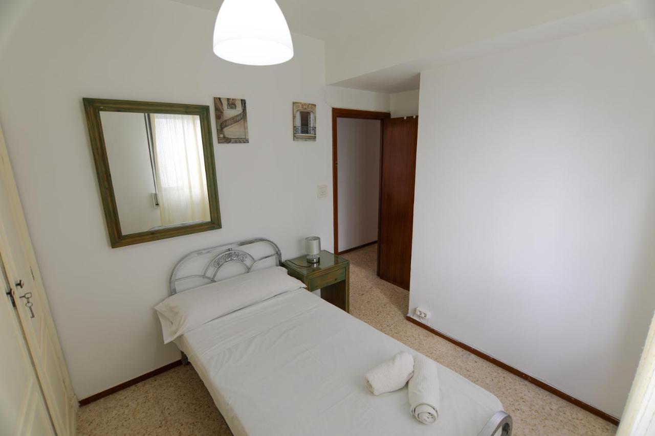 Rentalsevilla Luminoso Apartamento 3 Dormitorios المظهر الخارجي الصورة